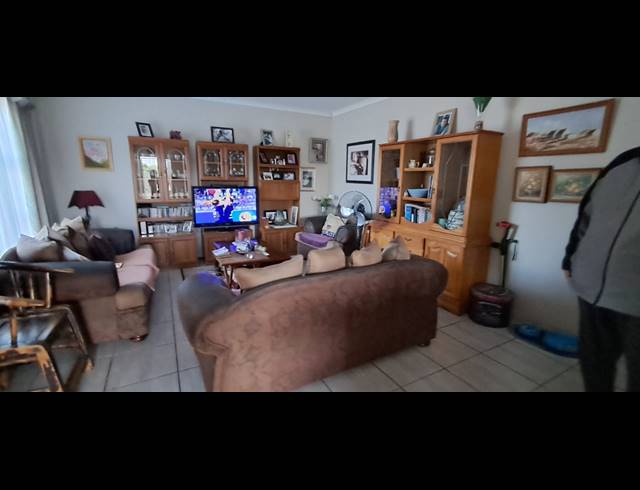 2 BEDROOM SECTIONAL TITLE FOR SALE IN BOTHASRUS